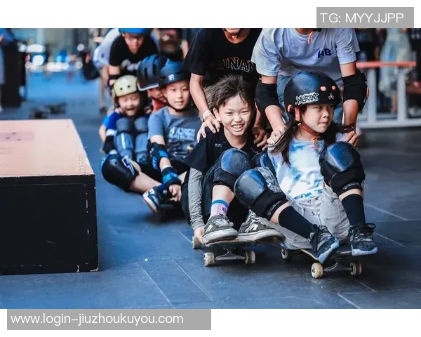 实时新闻聚焦滑板运动成都滑板队战术探讨与发展前景分析